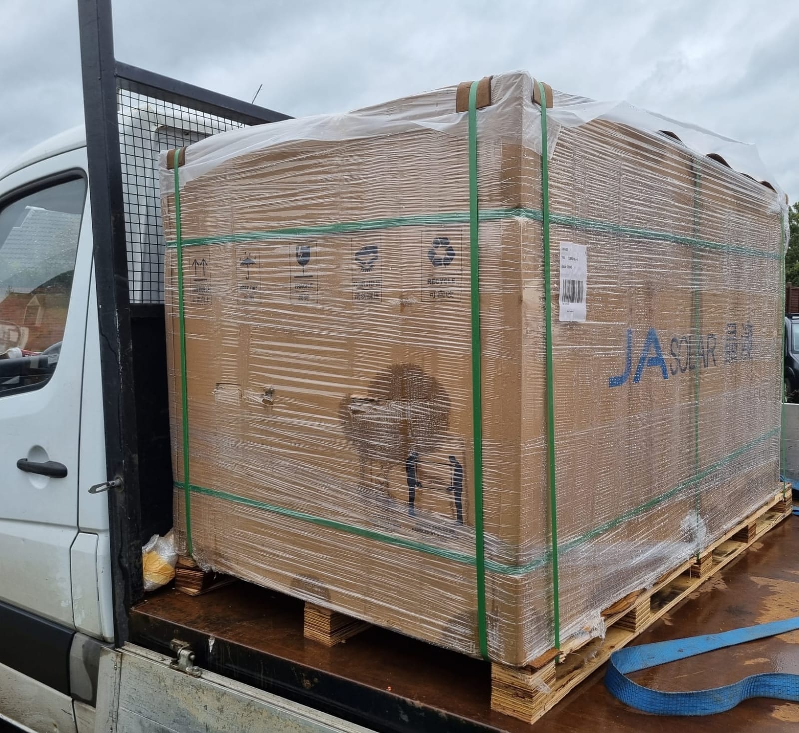 WhatsApp Image 2025-10-02 at 10.01.39 AM (1)